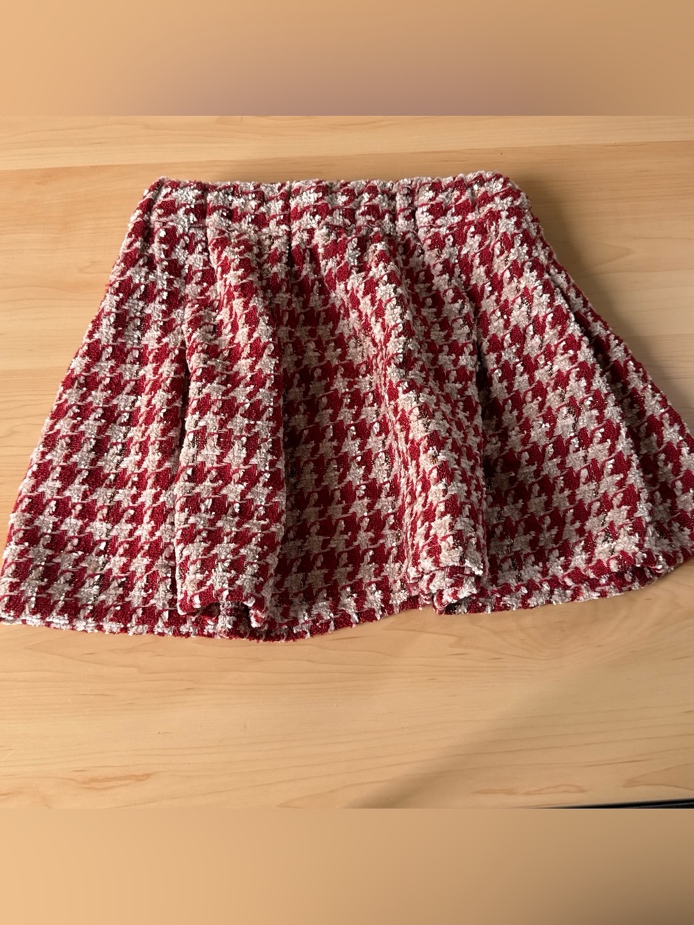 Women's Elastic Waist Red and Cream Tweed Houndstooth Mini Skirt